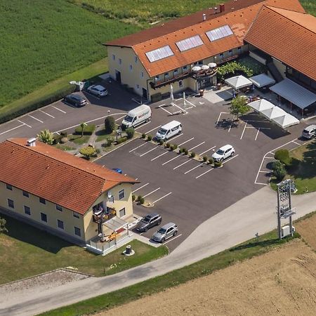Pension Weinbauer Hofkirchen im Traunkreis Exterior photo